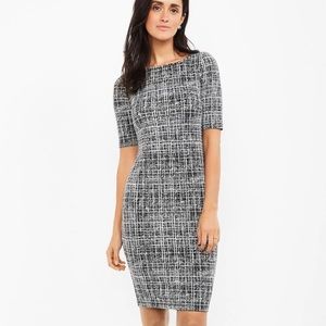 TEXTURED BODYCON MATERNITY DRESS